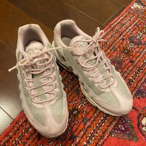 Nike Womens AirMax Rose Silver Glitter Sneakers